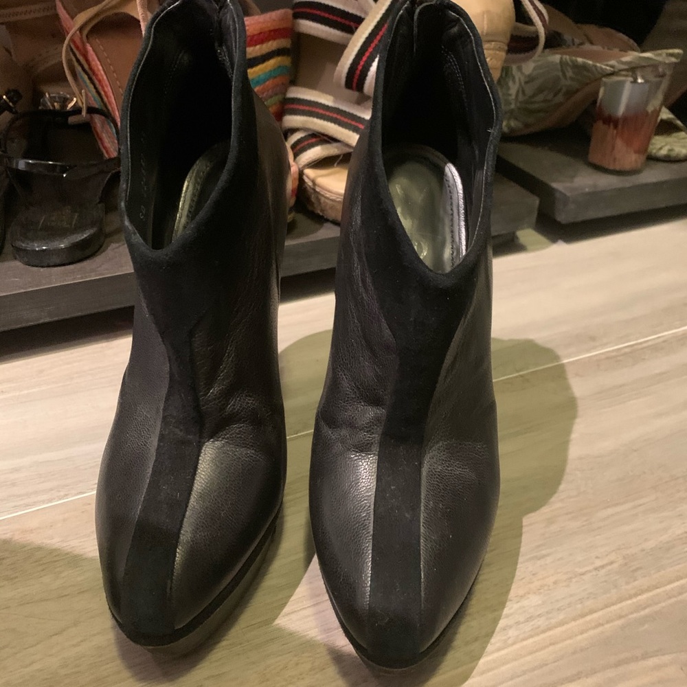 YSL / Saint Laurent Black Booties - Picture 2 of 4